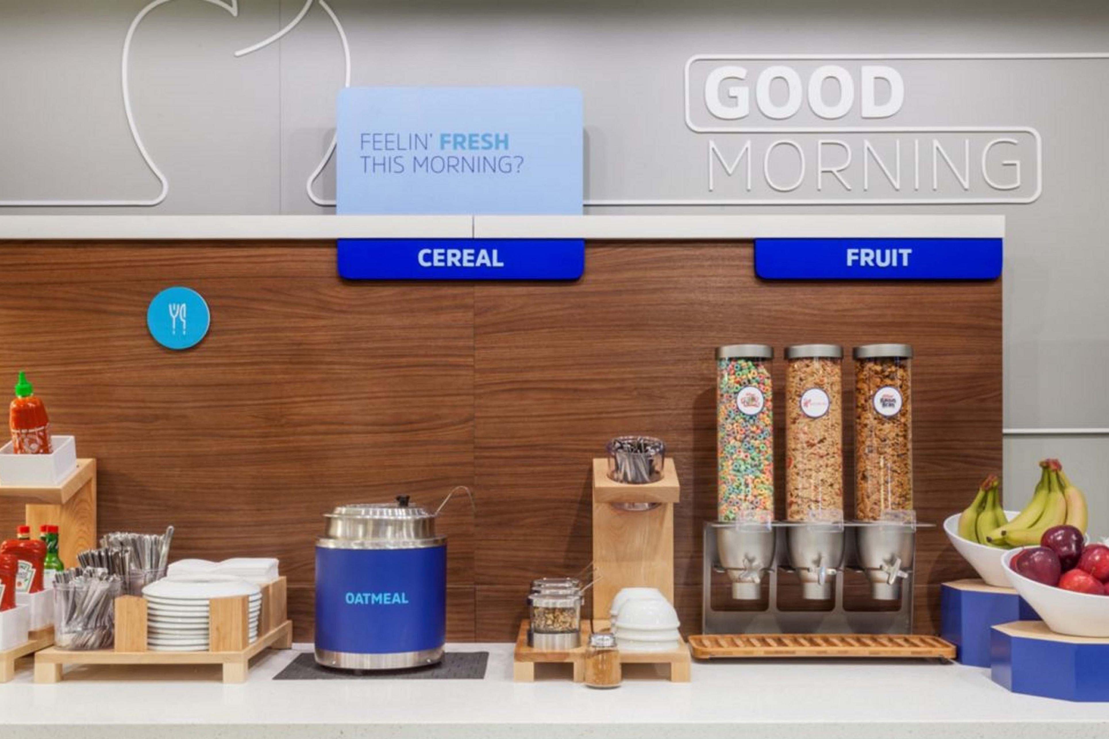 Holiday Inn Express Hotel And Suites Ada By Ihg Екстериор снимка